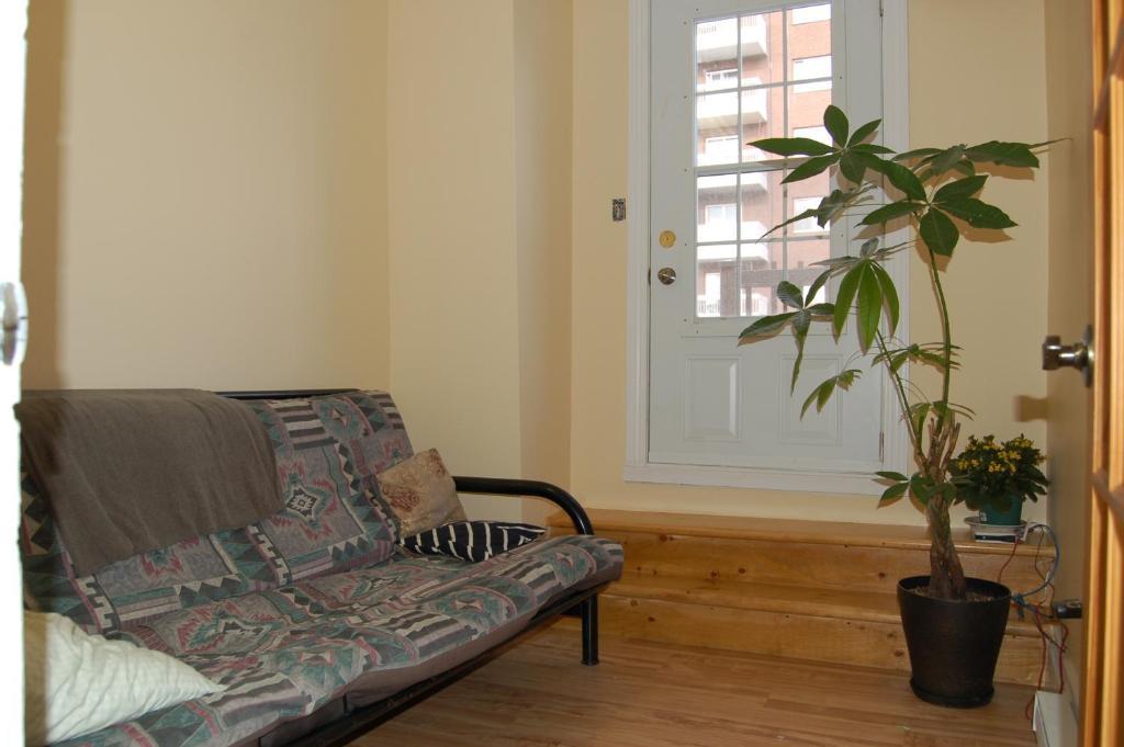 Le Chasseur Bed & Breakfast Montréal Eksteriør bilde